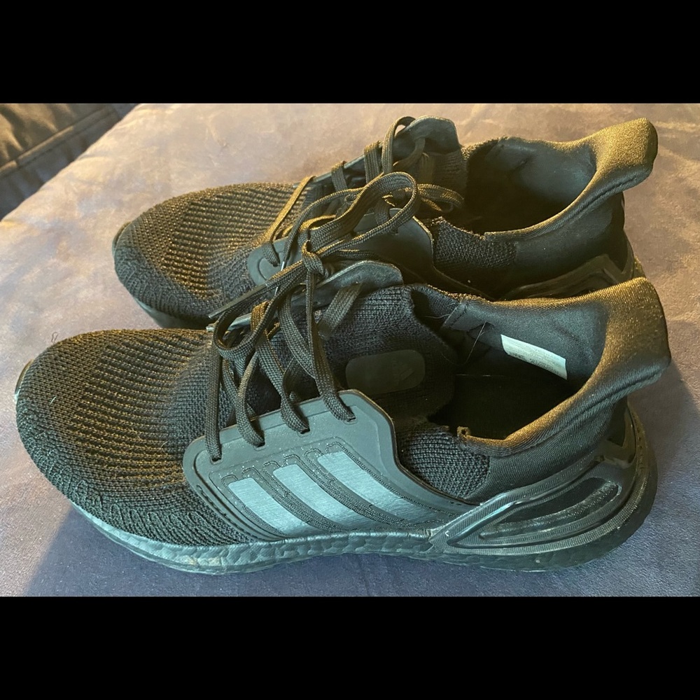 Adidas Ultraboost 20 sneaker-size 8.